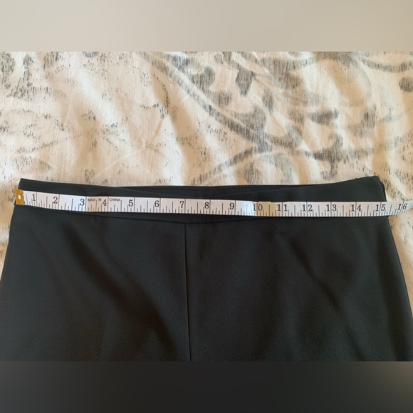 Imperial ankle slight flare leg pants with back zip Sexy, classy pant. Worn once - Picture 4 of 8